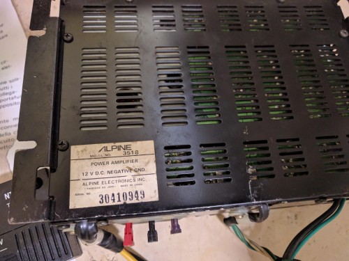 Immagine Vendo AMPLIFICATORI PIONEER e ALPINE: PIONEER GM121, e APINE3518 e altri componenti;