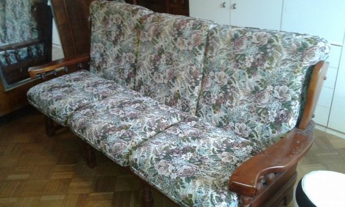 Immagine di divano rustico