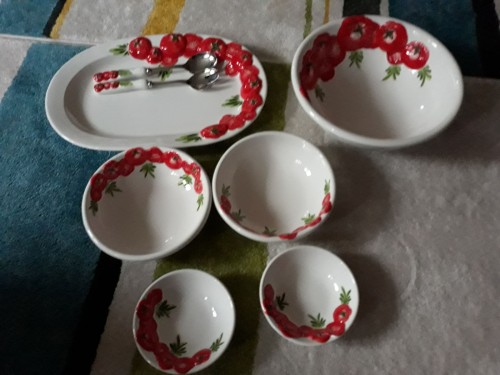 Immagine di Set Piatti portata in ceramica decorazione pomodori in rilievo