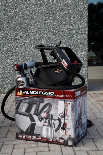 Immagine di Macchina per tinteggiare, verniciare e decorare - noleggio