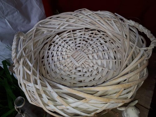 Immagine di intrecci d'amore cestino bianco 34x10