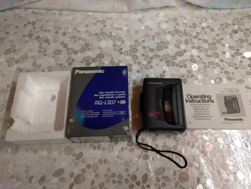 Immagine Vendo MINI REGISTRATORE A CASSETTE, PANASONIC RQ-L307