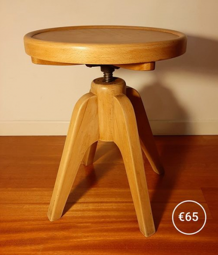 Immagine di SGABELLO IN LEGNO