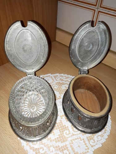 Immagine di ZUCCHERIERA E/O FORMAGGERA IN SIMILARGENTO E CRISTALLO