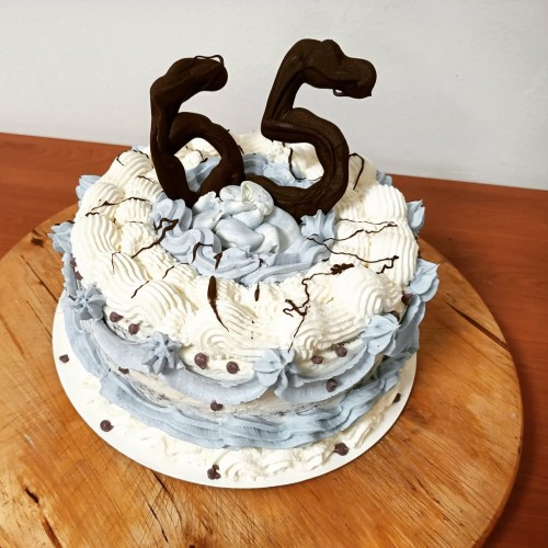 Immagine torta celebrativa al cioccolato