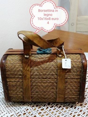 Immagine BORSETTINA IN LEGNO
