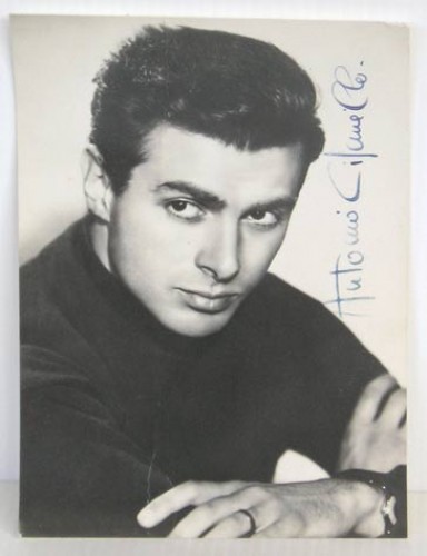 Immagine di Cartoline Autografate Vera fotografia di Antonio Cifariello con autografo, periodo anni ’60