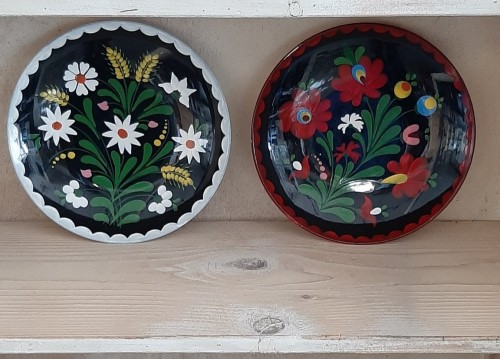 Immagine di Piatti decorati a mano