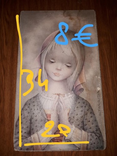 Immagine di QUADRO BAMBINA CHE PREGA IN COLORI GRIGI