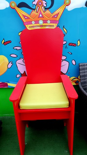 Immagine sedia/trono del festeggiato