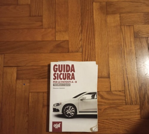 Immagine di Libri di scuola guida