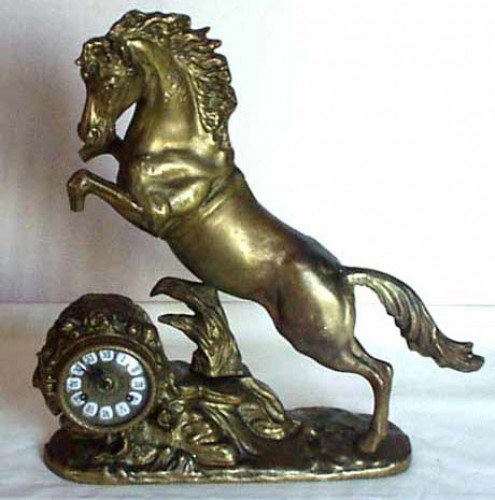 Immagine di OROLOGIO ANNI ’40 in bronzo cm. 52 x 52 kg. 21,800 perfettamente revisionato