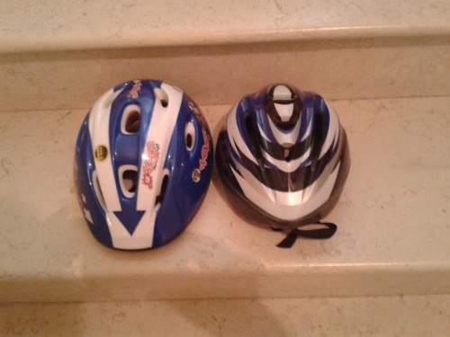 Immagine Vendo 2 caschi da ciclista regolabili