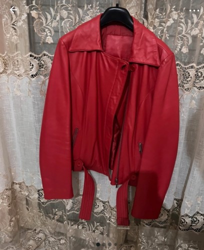 Immagine di GIACCA ROSSA IN PELLE CON COLLO PELLICCIA