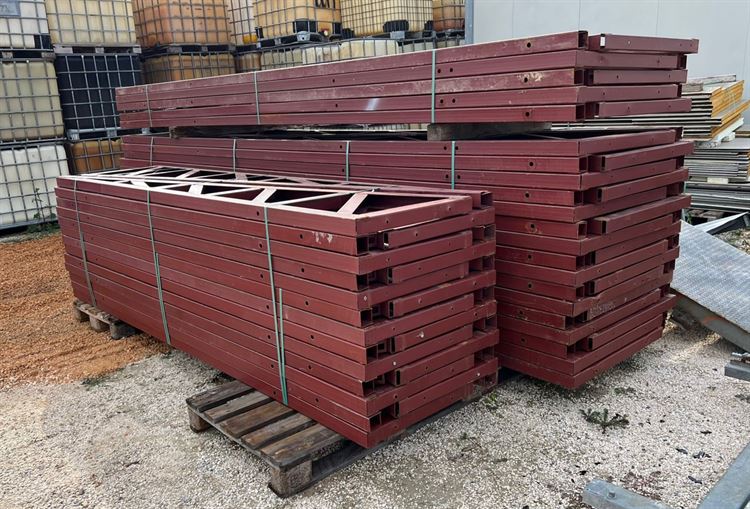 Immagine di Capriate - capannone in ferro da 6,6 e 9,7 metri