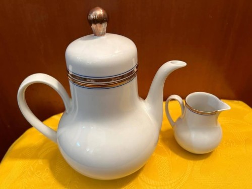 Immagine caffettiera e bricco