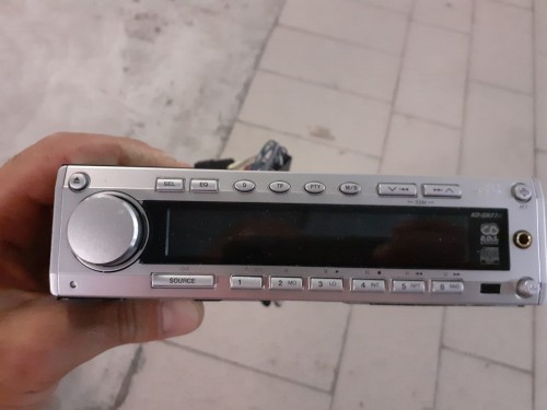 Immagine Vendo Stereo auto JVC CD RECEIVER KD-SH77R