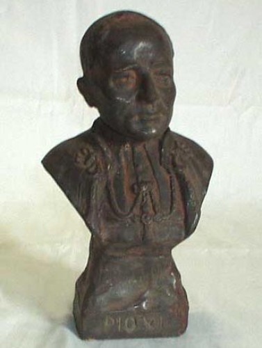 Immagine BUSTO IN LEGA LEGGERA, Papa Pio XI, del 1932