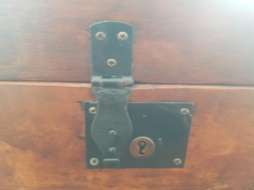 Immagine di Baule in legno restaurato