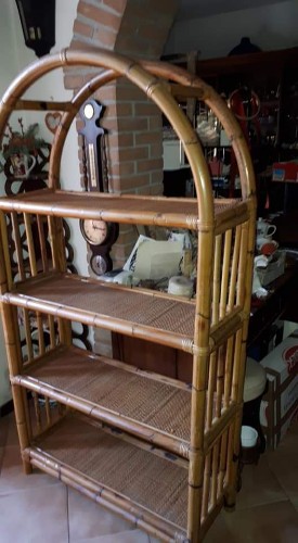Immagine di SCAFFALE IN BAMBOO