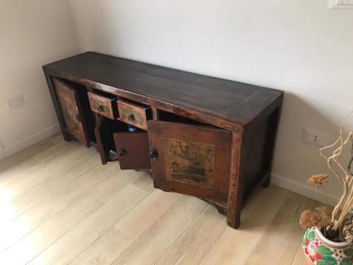 Immagine di Credenza restaurata