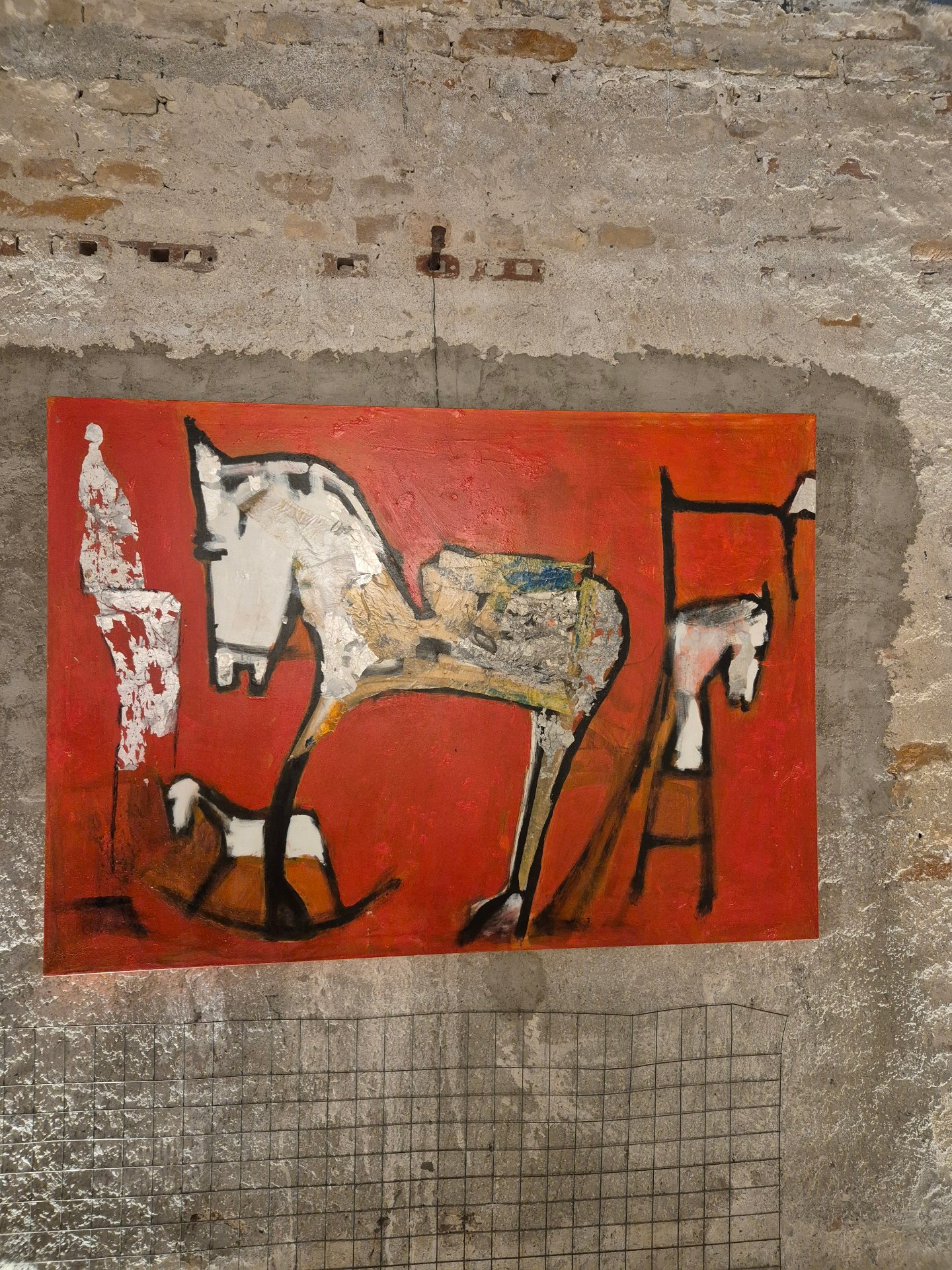 Cavallo su sfonfo rosso
